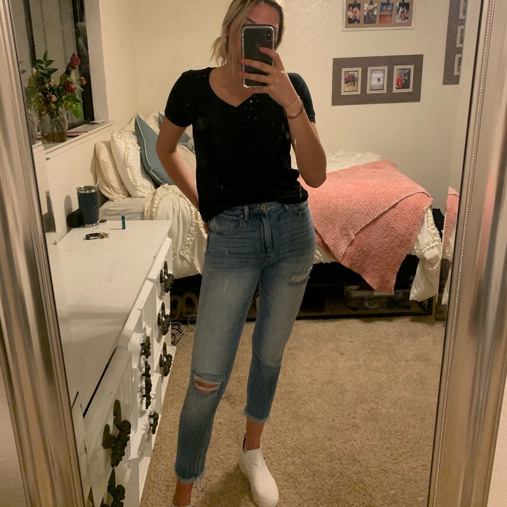 Black t shirt